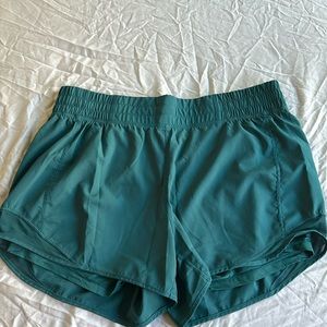 Mondetta active shorts